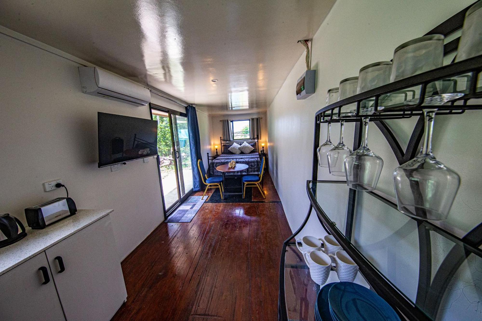 Maui Creek Bure'S Tiny Home By The Creek! Tangangge Exterior photo